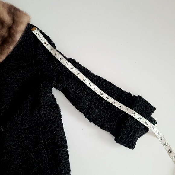 Vintage Persian Lam coat with mink collar. Real fur short jacket. - Picture 7 of 10